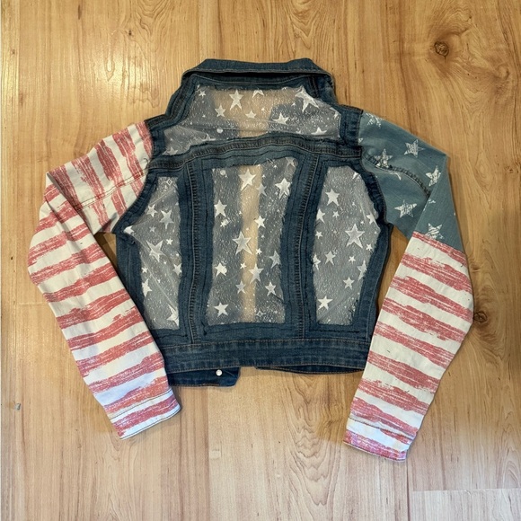 American flag with lace cut outs Upcycled size Xs - Picture 1 of 1